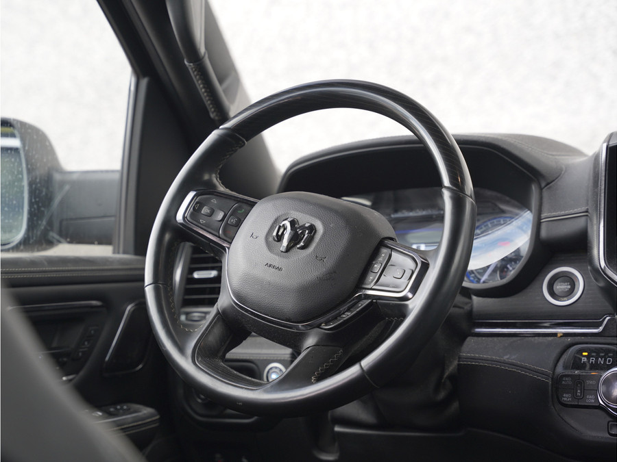 Dodge RAM 1500 5.7 V8 4x4 Crew Cab Limited