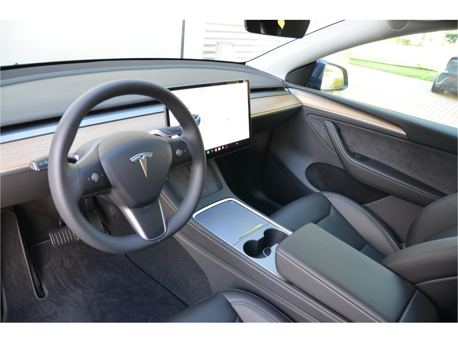 Tesla Model Y Long Range AWD 75 kWh