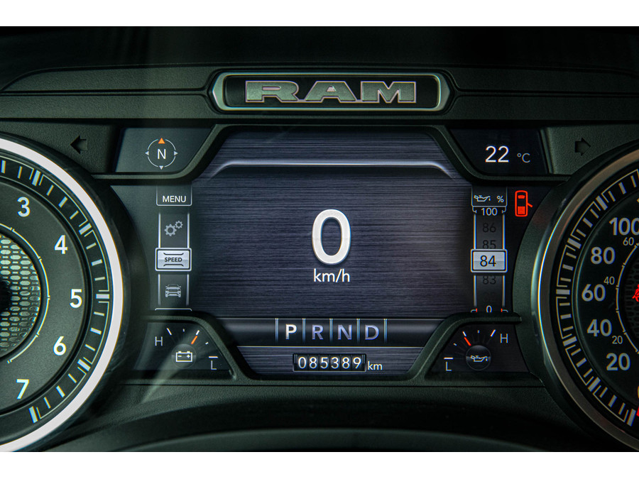 Dodge RAM 1500 5.7 V8 4x4 Crew Cab Laramie