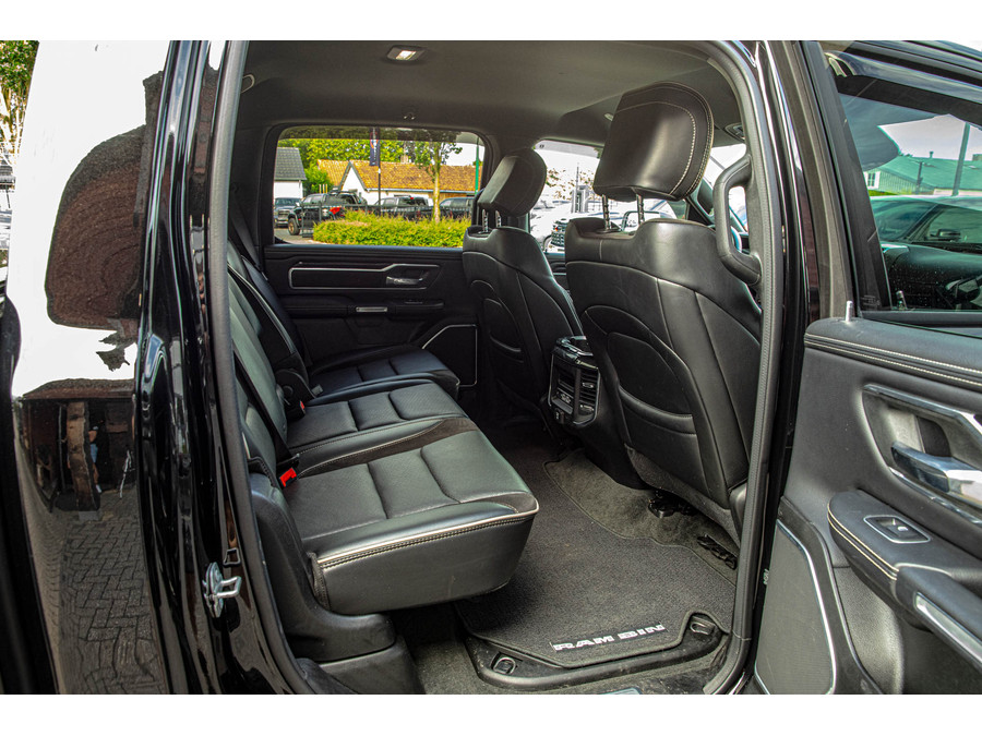 Dodge RAM 1500 5.7 V8 4x4 Crew Cab Laramie
