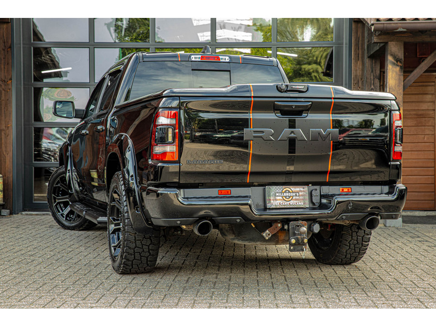 Dodge RAM 1500 5.7 V8 4x4 Crew Cab Laramie