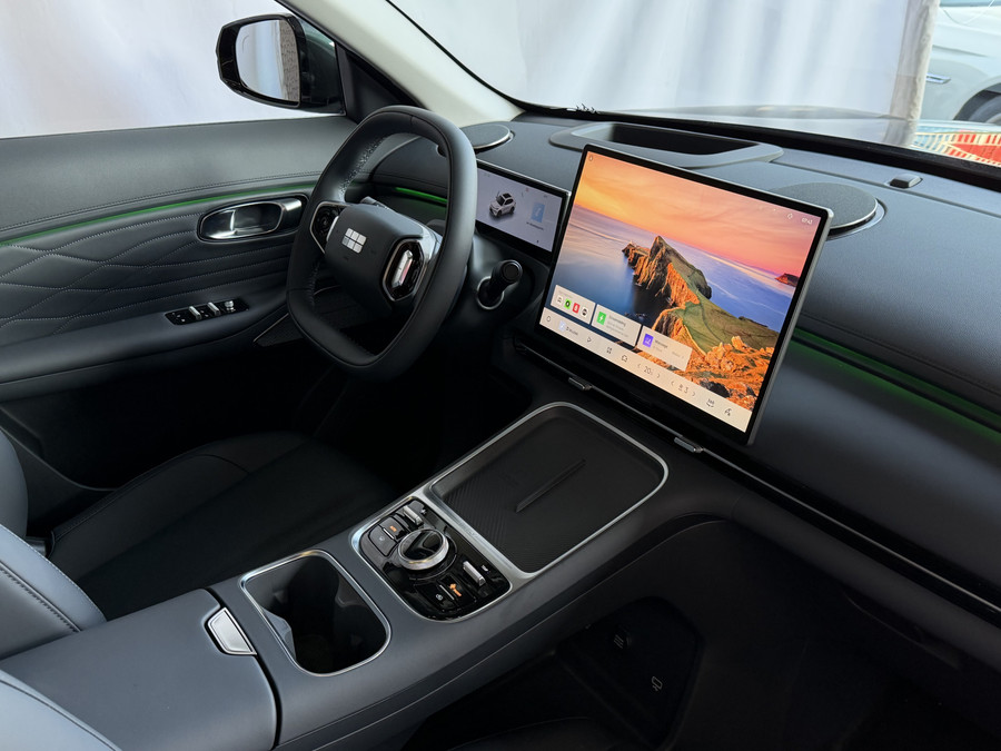 Geely Starray EM-i MAX+ PHEV LONG RANGE NIEUWE AUTO | 29,8 kWh ACCU | 136 KM WLTP | PANORAMADAK | STOELVERWARMING/KOELI