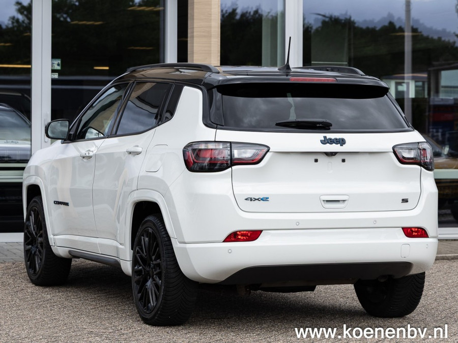 Jeep Compass 4xE 240pk PHEV S Automaat / 4WD / Lederen bekleding