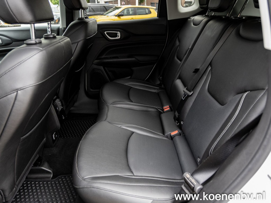 Jeep Compass 4xE 240pk PHEV S Automaat / 4WD / Lederen bekleding