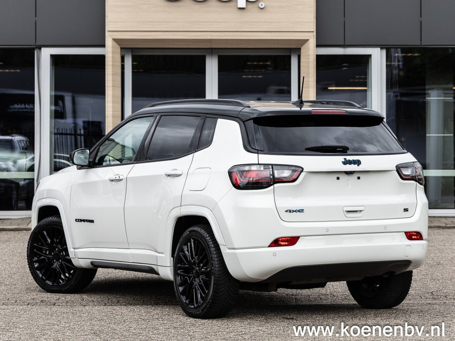 Jeep Compass 4xE 240pk PHEV S Automaat / 4WD / Lederen bekleding