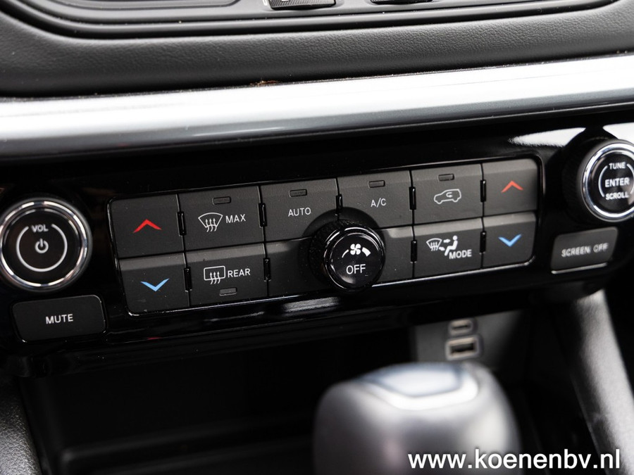 Jeep Compass 4xE 240pk PHEV S Automaat / 4WD / Lederen bekleding