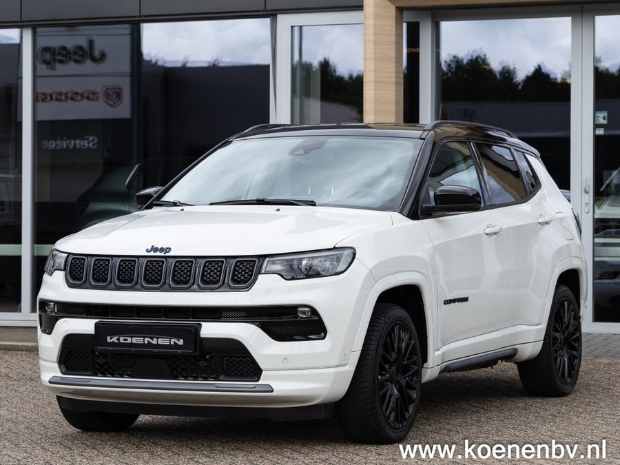 Jeep Compass 4xE 240pk PHEV S Automaat / 4WD / Lederen bekleding
