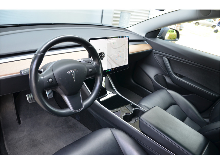 Tesla Model 3 Long Range AWD 75 kWh