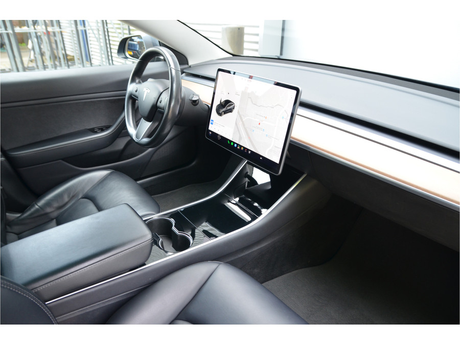 Tesla Model 3 Long Range AWD 75 kWh