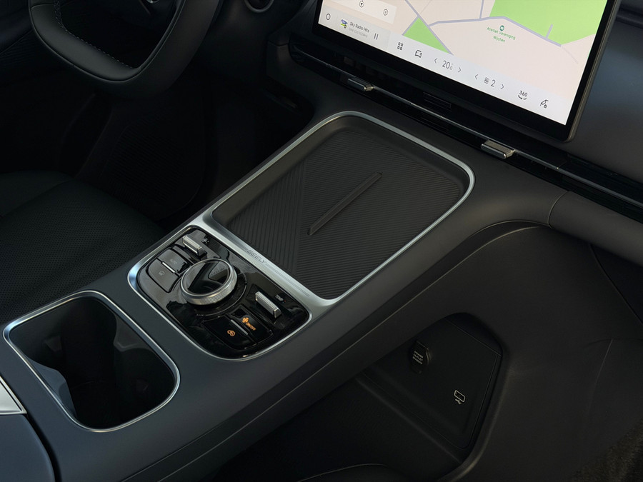 Geely Starray EM-i 1.5 PHEV PRO 83KM ELEKTRISCH | PHEV STOEL- & STUURVERWARMING | 360° CAMERA
