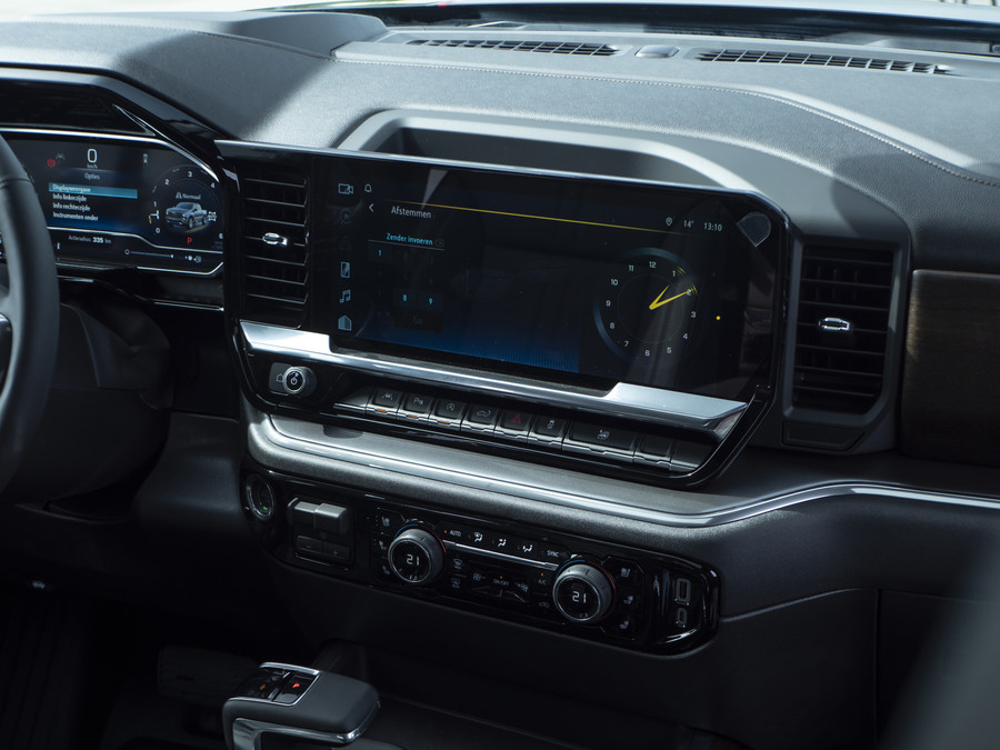 Chevrolet SILVERADO 6.2L V8 | High Country |
