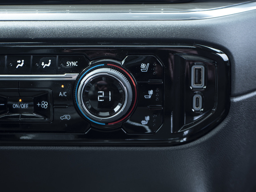 Chevrolet SILVERADO 6.2L V8 | High Country |