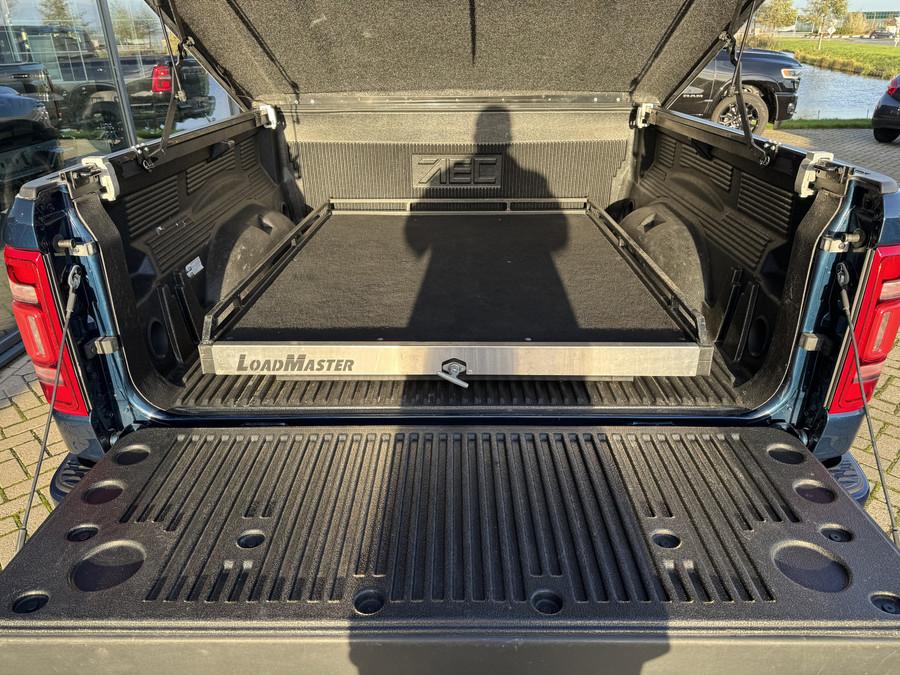 Dodge Ram 1500 Laramie Sport