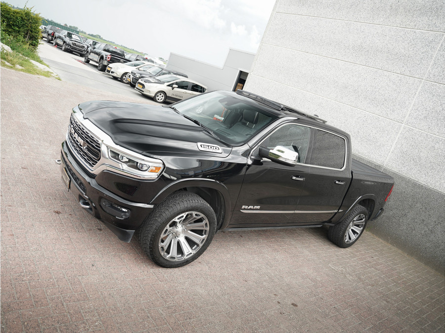 Dodge RAM 1500 5.7 V8 4x4 Crew Cab Limited