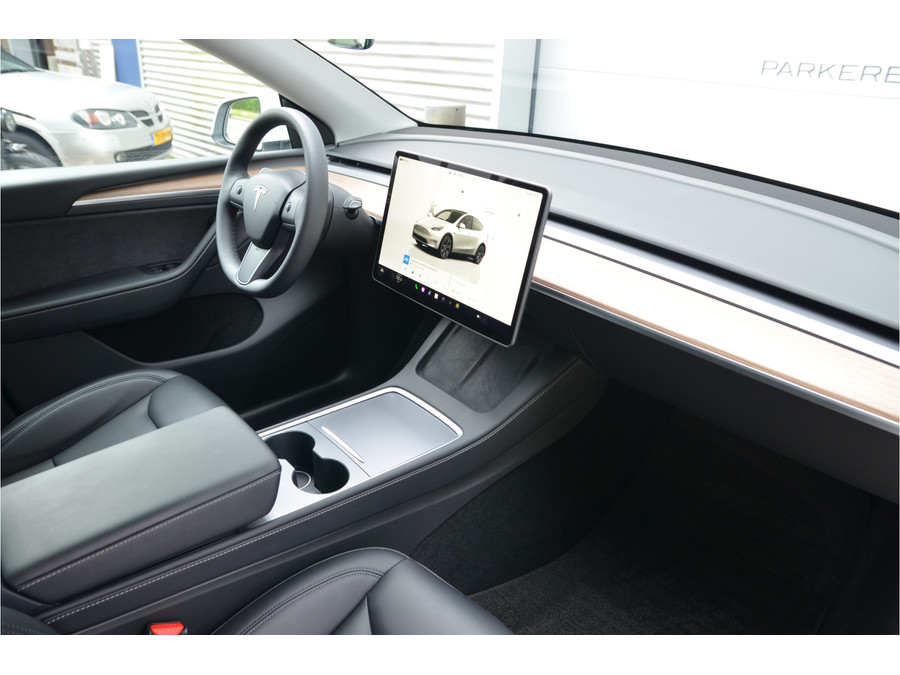 Tesla Model Y Long Range RWD 75 kWh