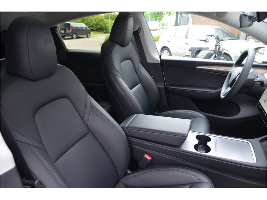 Tesla Model Y Long Range RWD 75 kWh