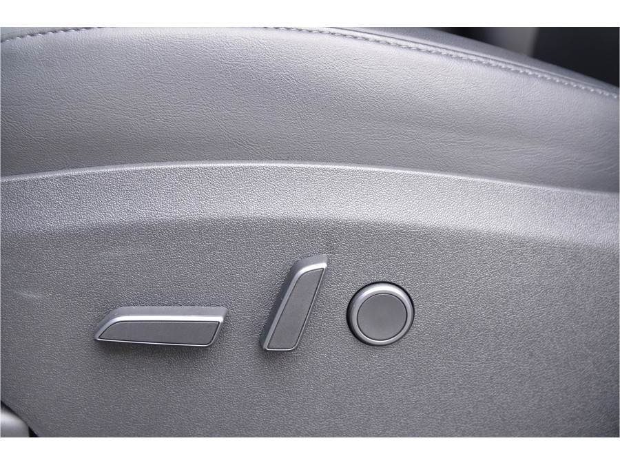 Tesla Model Y Long Range RWD 75 kWh