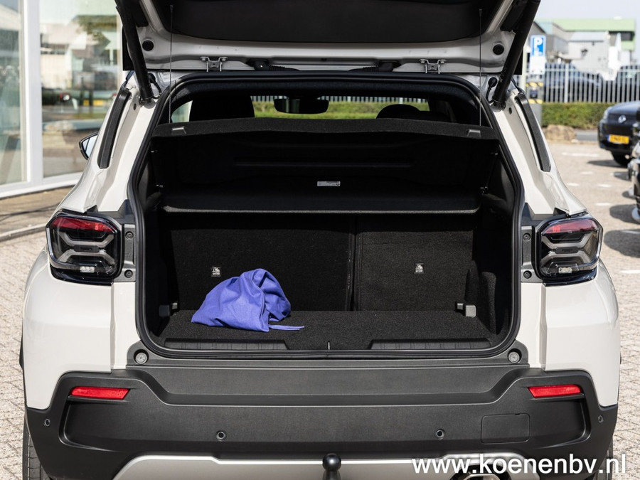 Jeep Avenger 1.2 e-Hybrid Black Edition PANO / TREKHAAK / JBL Sound
