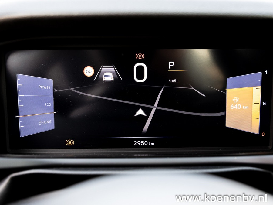 Jeep Avenger 1.2 e-Hybrid Black Edition PANO / TREKHAAK / JBL Sound