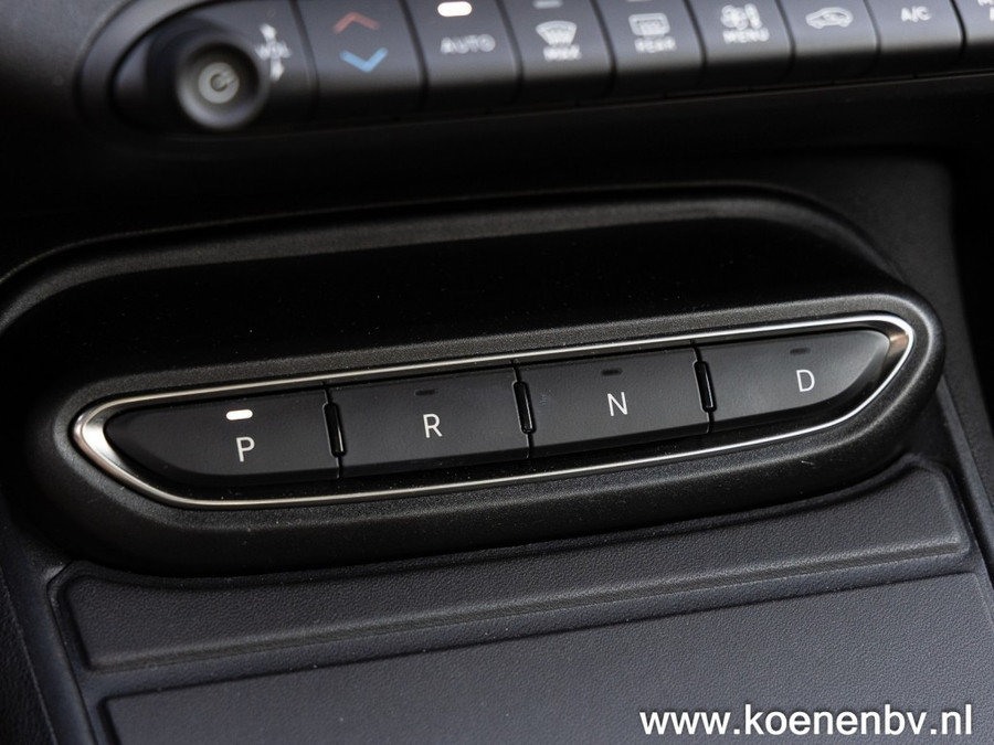 Jeep Avenger 1.2 e-Hybrid Black Edition PANO / TREKHAAK / JBL Sound