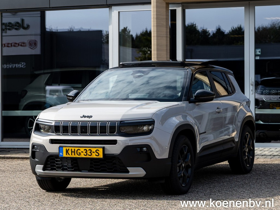 Jeep Avenger 1.2 e-Hybrid Black Edition PANO / TREKHAAK / JBL Sound