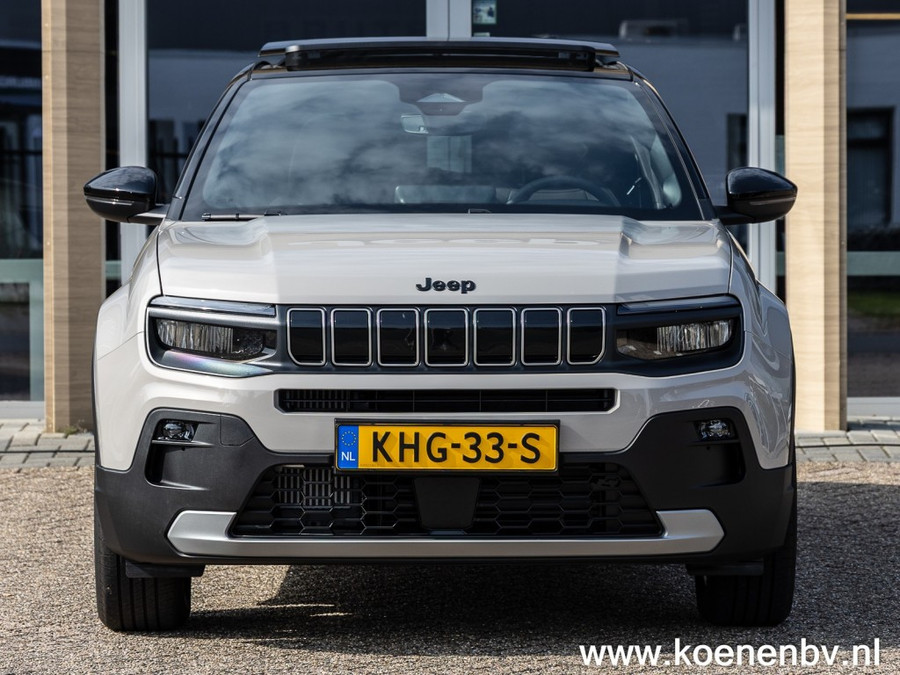 Jeep Avenger 1.2 e-Hybrid Black Edition PANO / TREKHAAK / JBL Sound