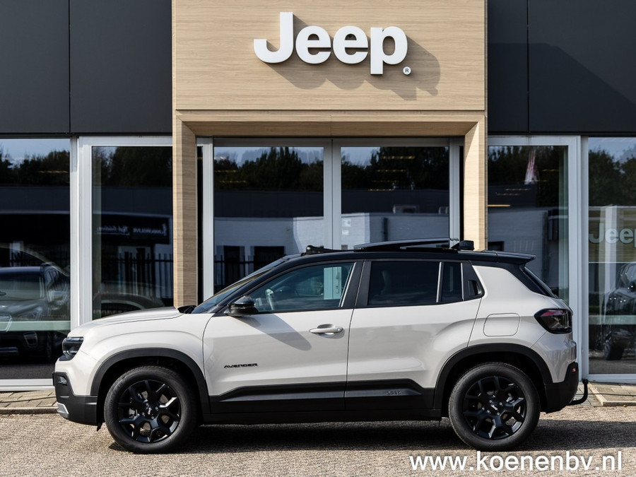 Jeep Avenger 1.2 e-Hybrid Black Edition PANO / TREKHAAK / JBL Sound