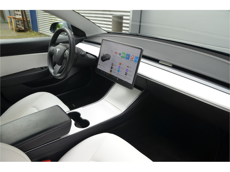 Tesla Model 3 Long Range AWD 75 kWh