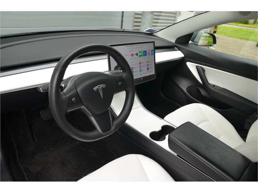 Tesla Model 3 Long Range AWD 75 kWh