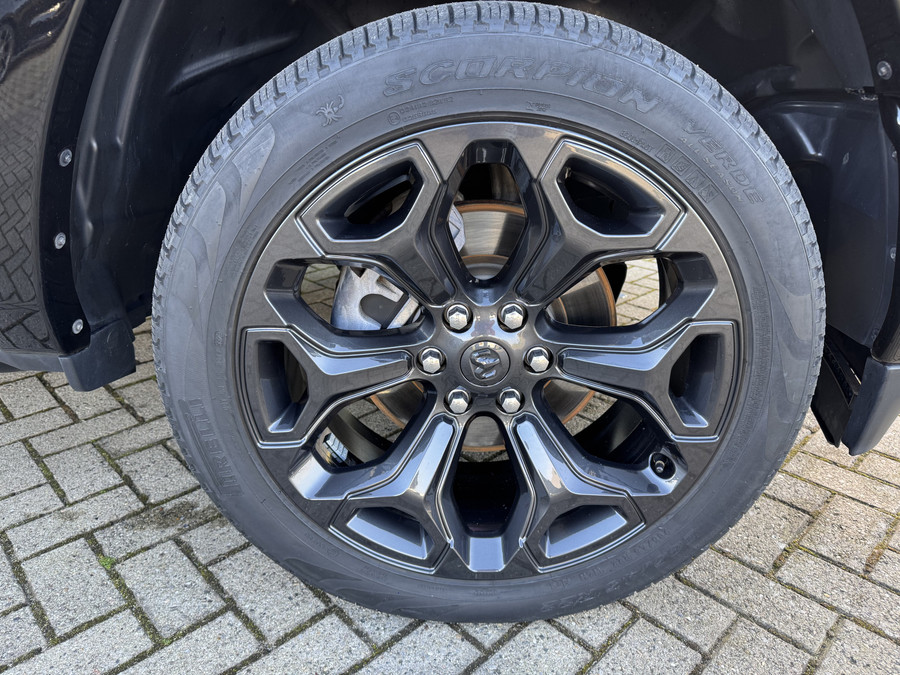 Dodge Ram 1500 5.7 V8 Limited