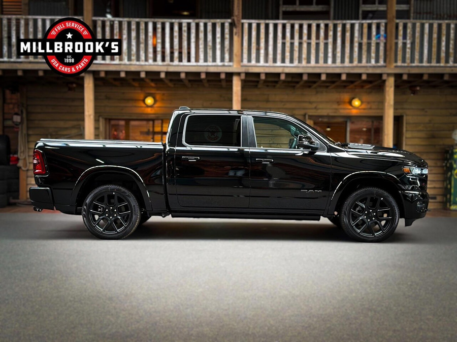 Dodge RAM 1500 3.0 Hurricane Premium Laramie Night,