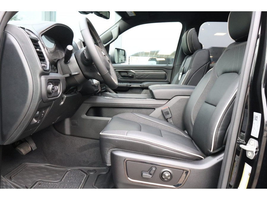 Dodge RAM Pickup 1500 5.7i V8 4x4 HEMI LIMITED / NEW MODEL 2026
