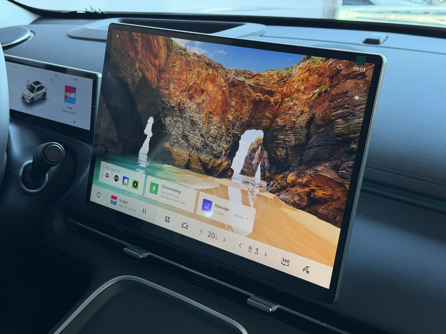 Geely Starray EM-i MAX+ PHEV LONG RANGE NIEUWE AUTO | 29,8 kWh ACCU | 136 KM WLTP | PANORAMADAK | STOELVERWARMING/KOELI