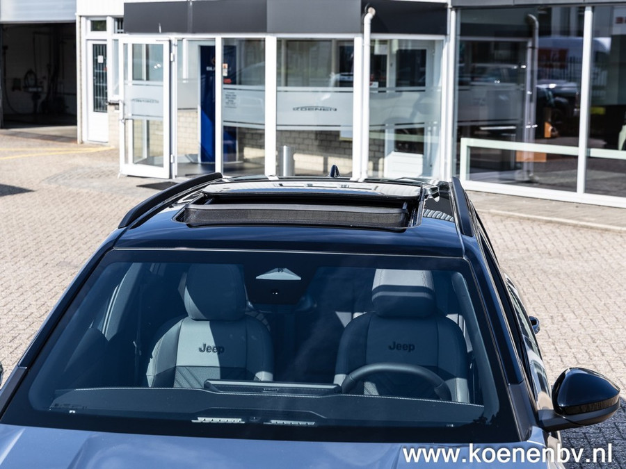 Jeep Compass 1.6 E-Hybrid Plug-In Hybrid First Edition PANO / FULL Options