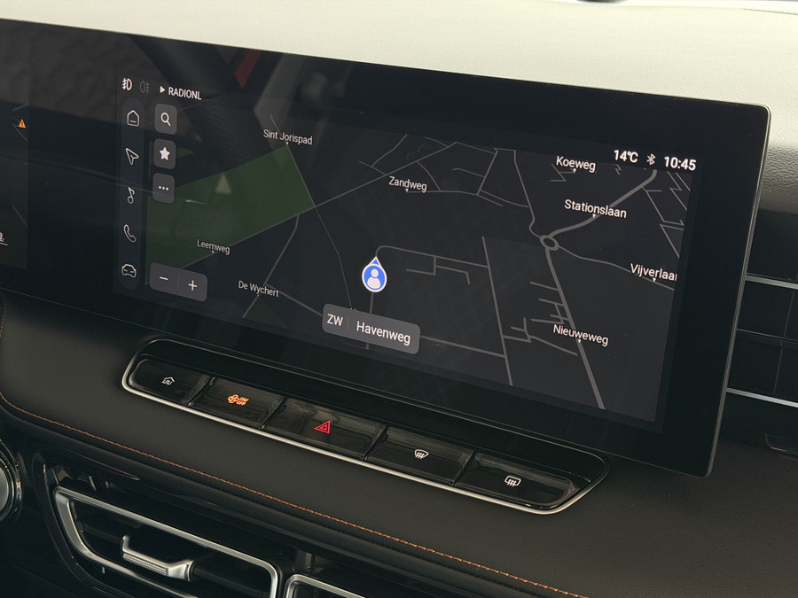 MG MG HS PHEV 1.5 TGDI LUXURY PHEV PLUG-IN HYBRIDE | LEER | 272PK NIEUWE AUTO | >1.000 KM TOTAAL BEREIK | 360° CAM