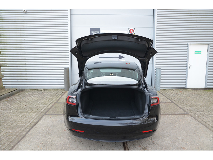 Tesla Model 3 Long Range AWD 75 kWh