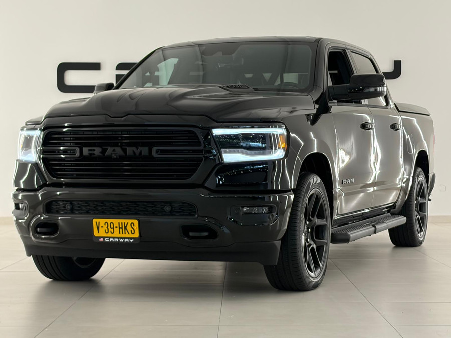 Ram 1500 5.7 V8 4x4 Laramie Night