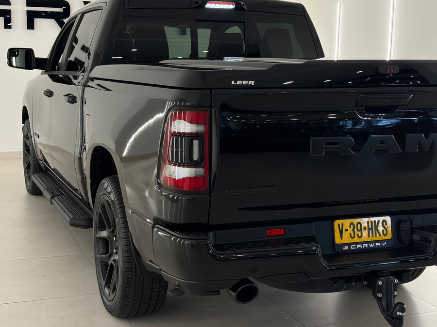 Ram 1500 5.7 V8 4x4 Laramie Night