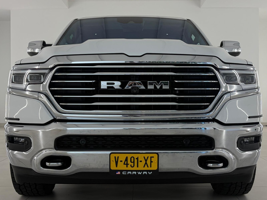 Dodge RAM 1500 5.7 V8 4x4 Limited Longhorn Massage