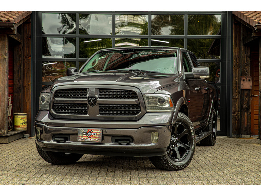 Dodge RAM 1500 classic 5.7 V8 Laramie zonder btw