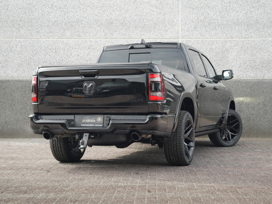 Dodge RAM 1500 5.7 V8 4x4 Crew Cab Limited Night
