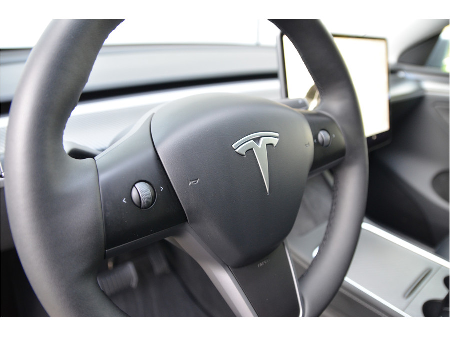 Tesla Model Y Long Range AWD 75 kWh