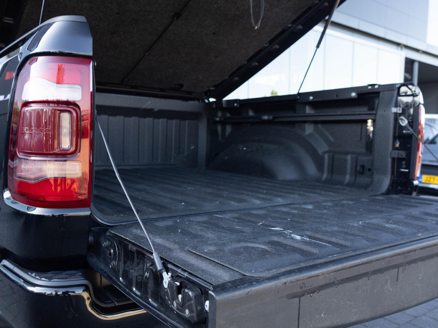 Dodge RAM 1500 5.7 V8 4x4 Crew Cab Limited