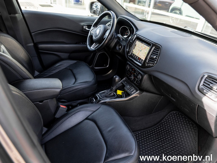 Jeep Compass 1.3T S/ Leer/ Electr stoelen/ 19LM/ Camera/ Navi