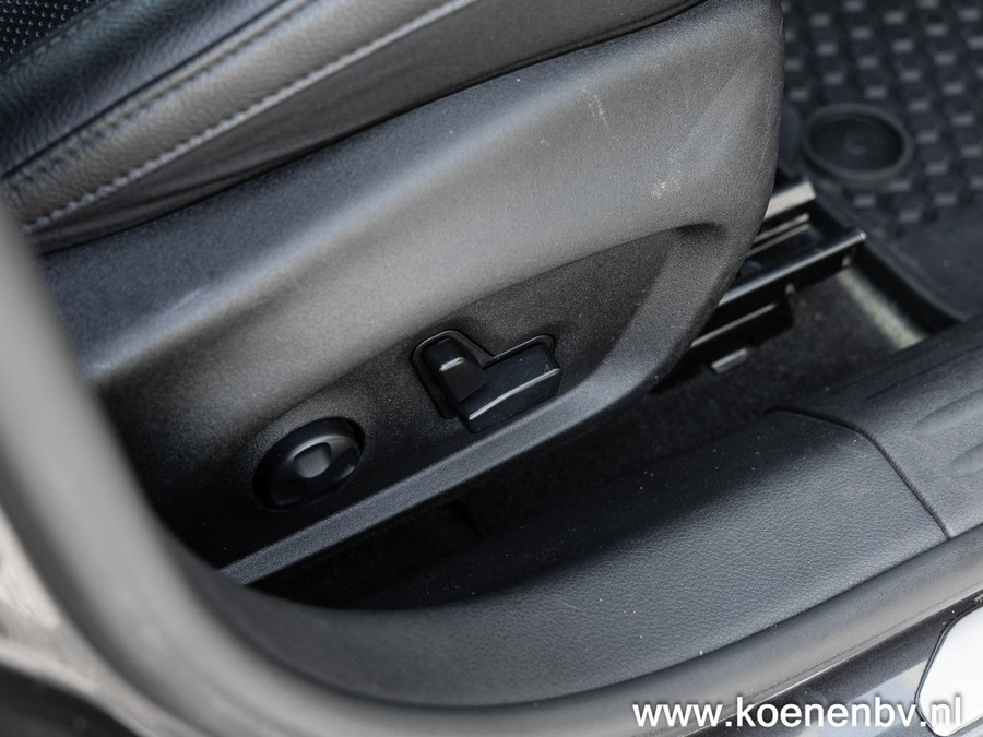Jeep Compass 1.3T S/ Leer/ Electr stoelen/ 19LM/ Camera/ Navi