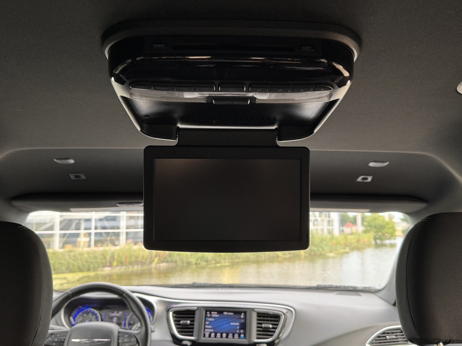 Chrysler Pacifica S