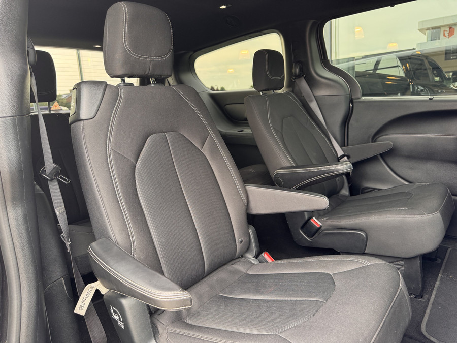 Chrysler Pacifica S