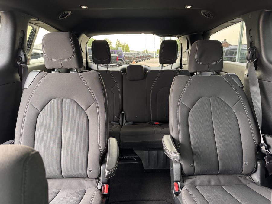 Chrysler Pacifica S
