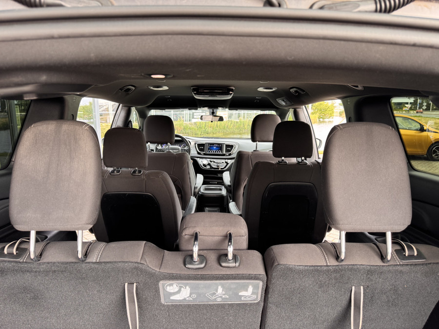 Chrysler Pacifica S