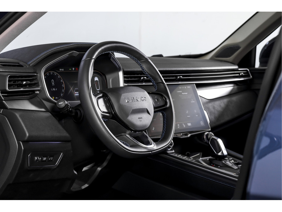 Lynk & Co 01 1.5 PHEV 261PK MY22